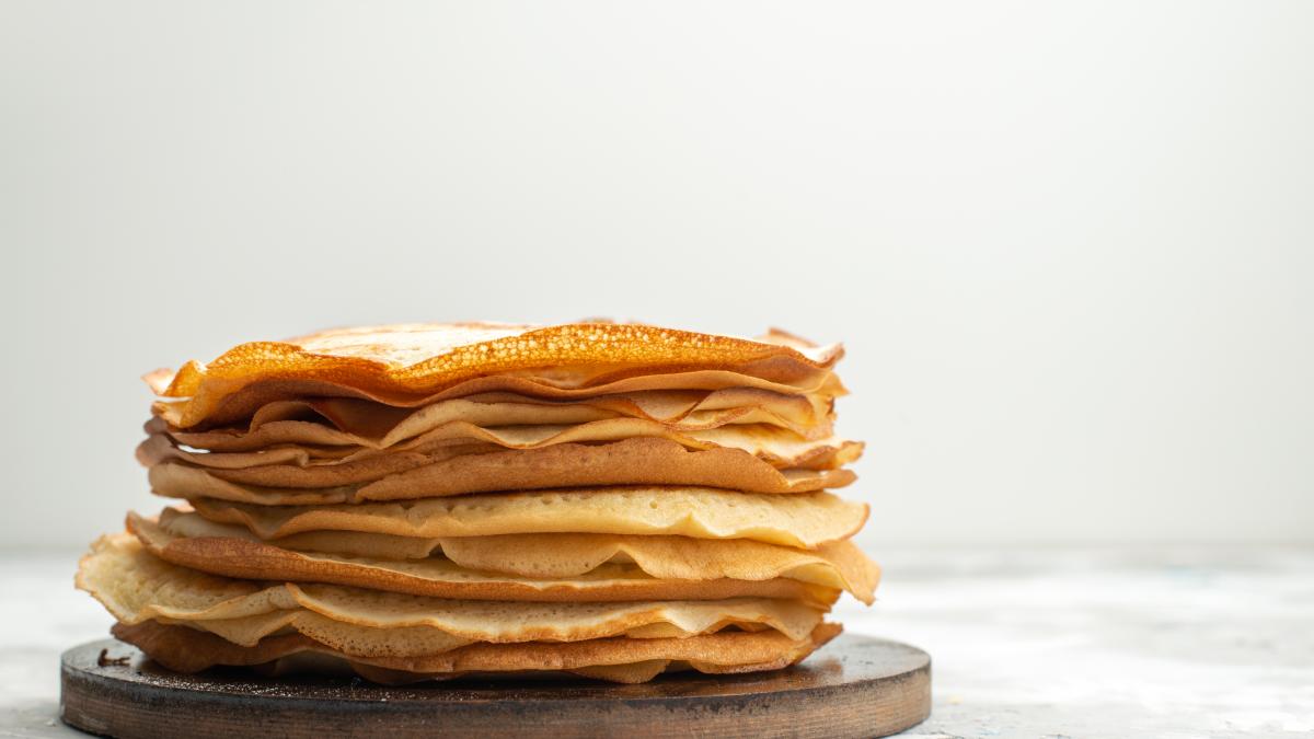 clatite-super-usor-de-facut-si-foarte-pufoase--gata-in-10-min-aceasta-reteta-te-salveaza-oricand