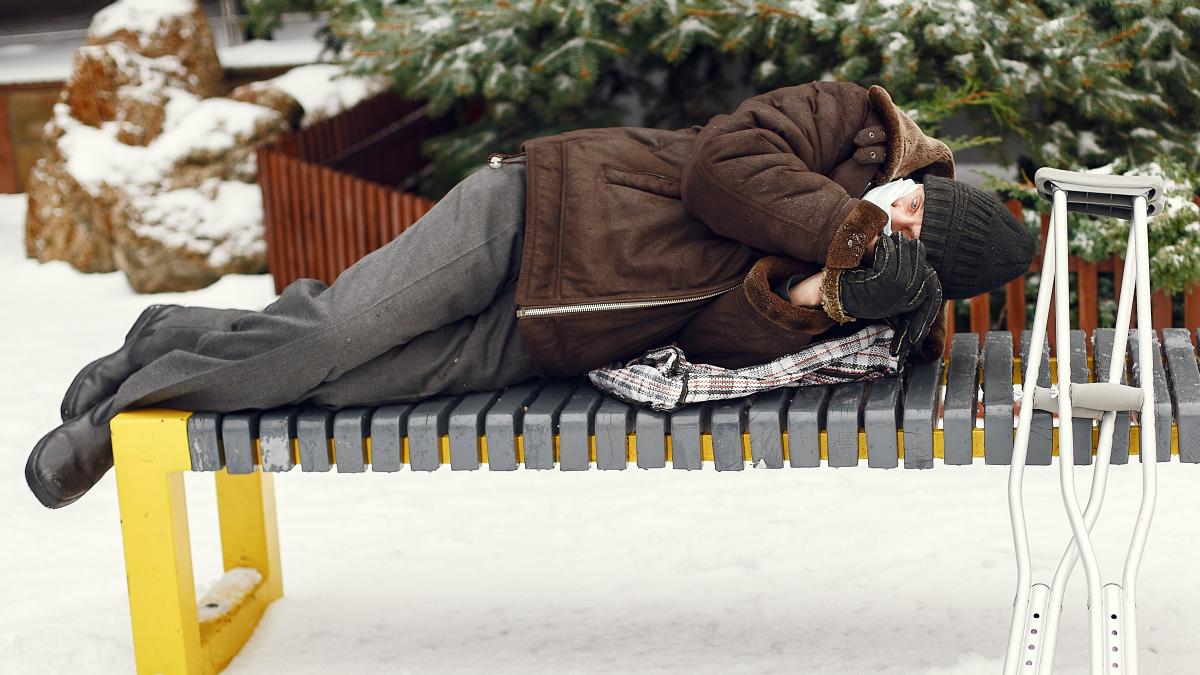 spania--roman--exploatat-de-conationali-fortat-sa-cerseasca-15-ore-pe-zi--fara-apa-sau-mancare--iar-mai-apoi-vandut-pe-400-de-euro