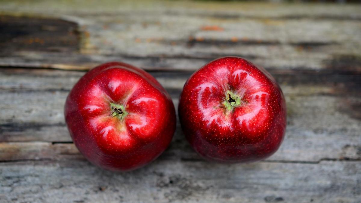 radeti-un-mar-si-intindeti-l-pe-toata-suprafata-tocatorului-de-lemn--efectul-este-uimitor-in-plus--vei-scapa-de-o-multime-de-probleme