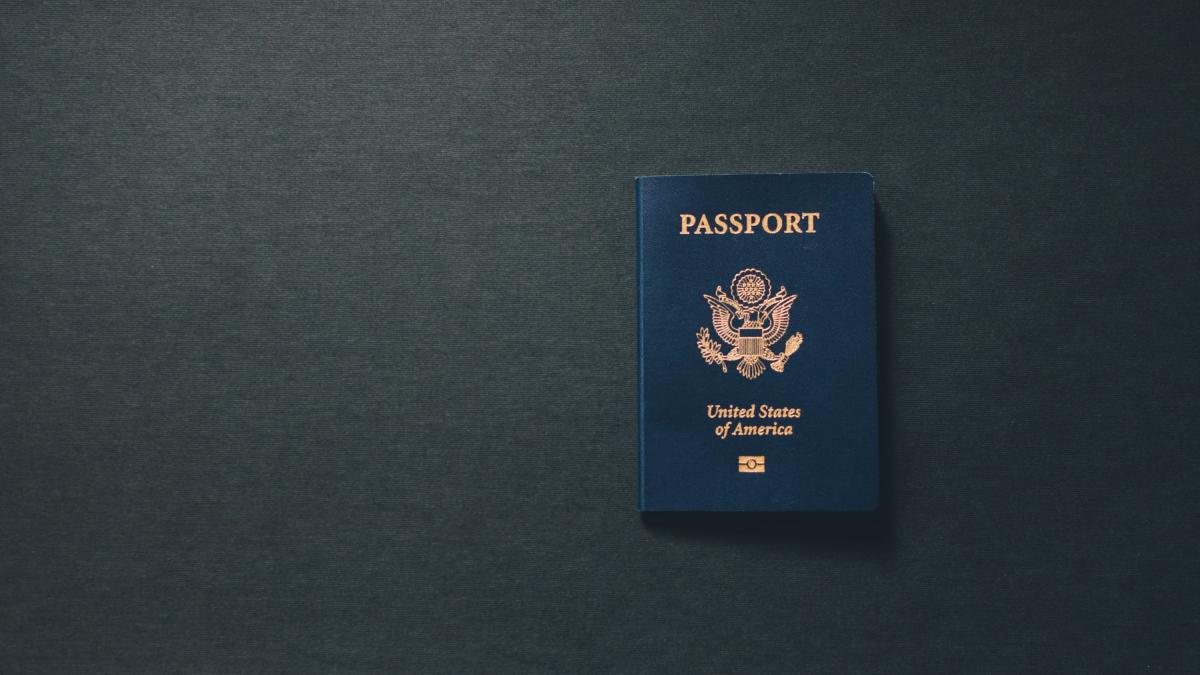 kelly-sikkema-riuzqofq8xe-unsplash