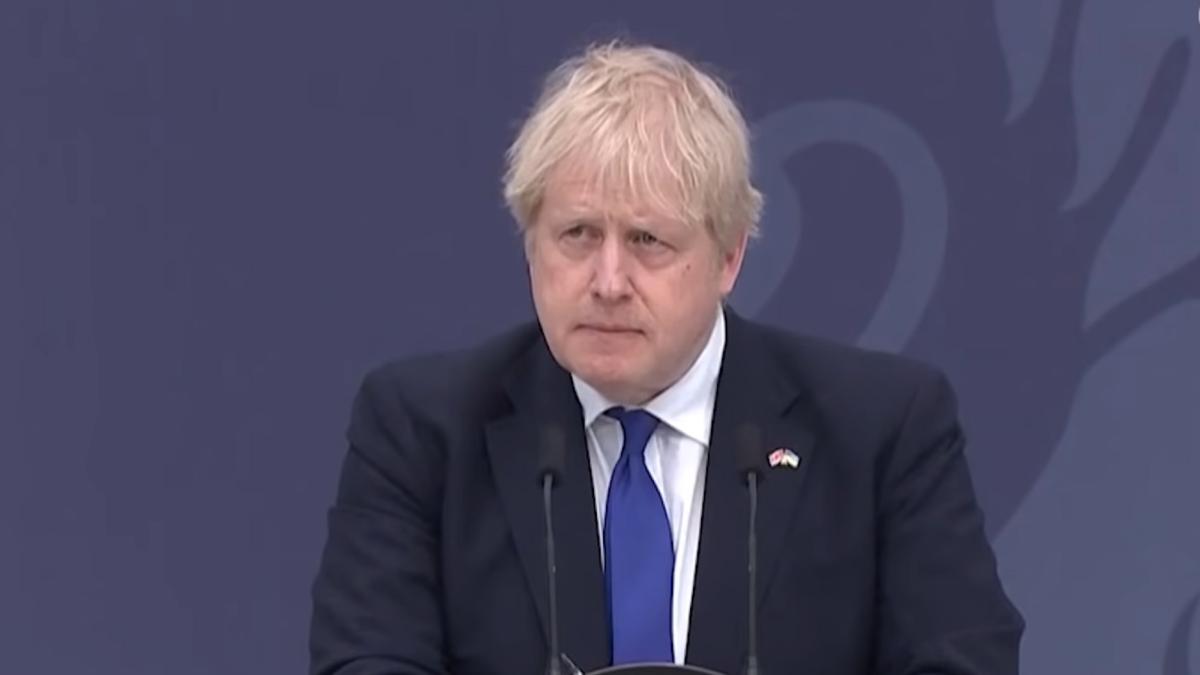 boris-johnson--actiune-pentru-oprirea-ticalosilor-traficanti-de-oameni-bilet-de-avion-doar-dus-in-rwanda
