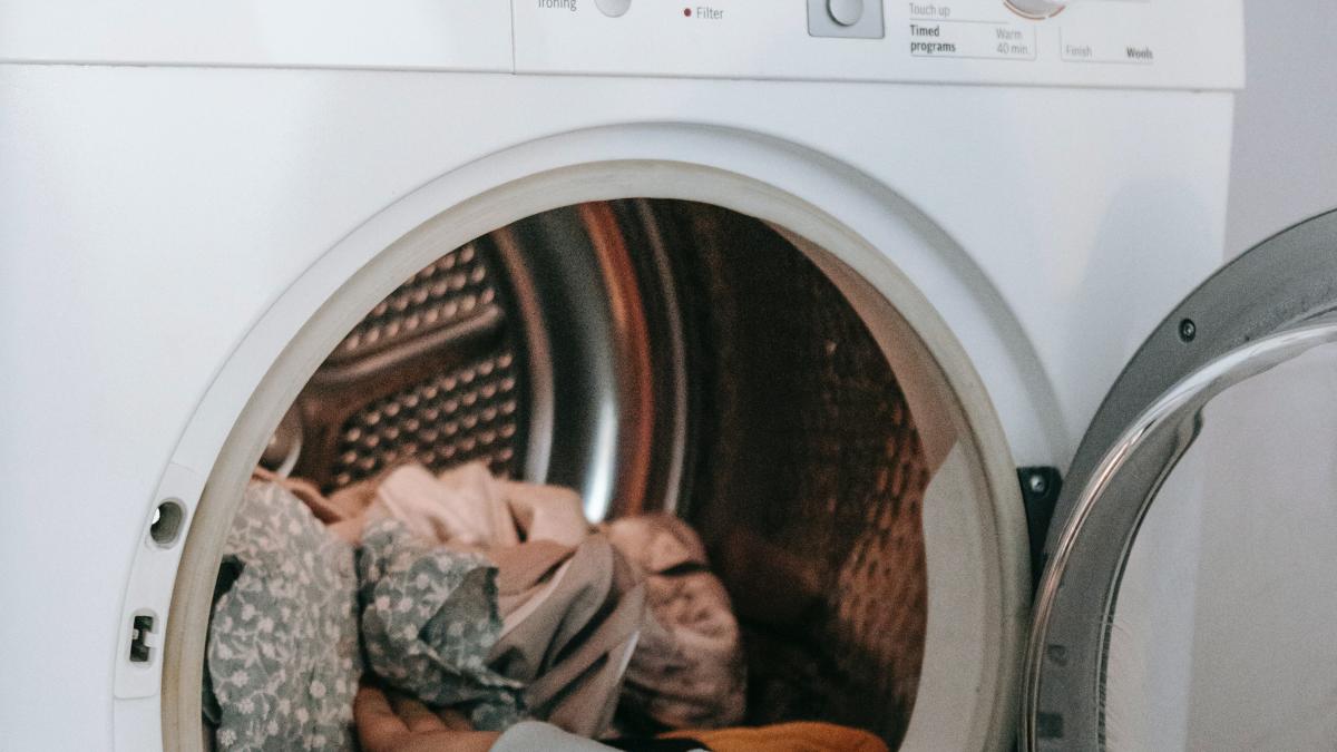 pune-folie-de-aluminiu--aspirina-sau-piper-in-masina-de-spalat--iar-rufele-vor-iesi-perfecte