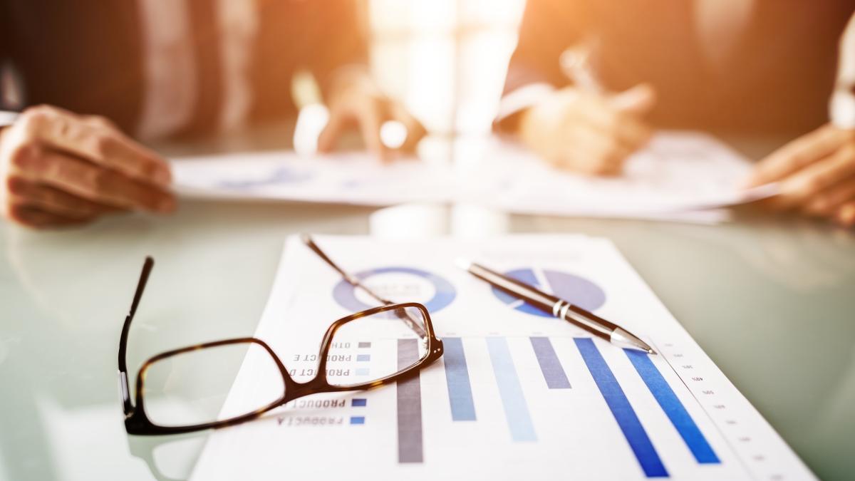 sondaj_freepick_ilustrativ_20_11_2020