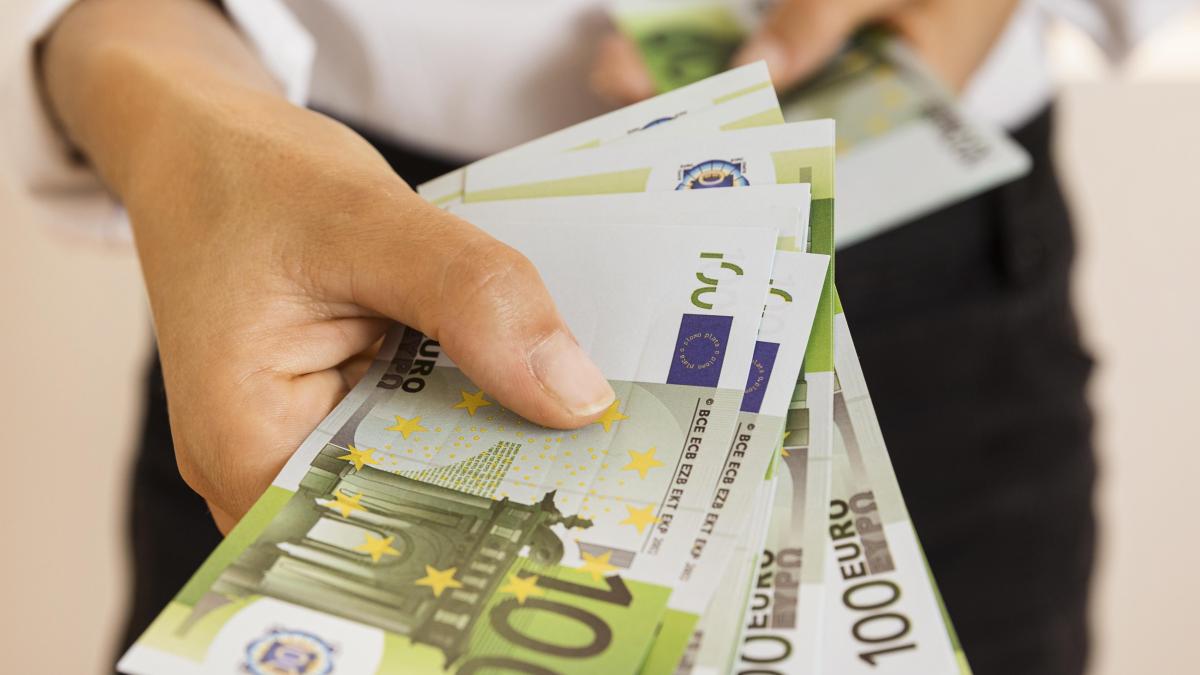 spania--bonus-de-250-euro-pentru-tinerii-sub-35-de-ani--in-ce-conditii-il-poti-obtine