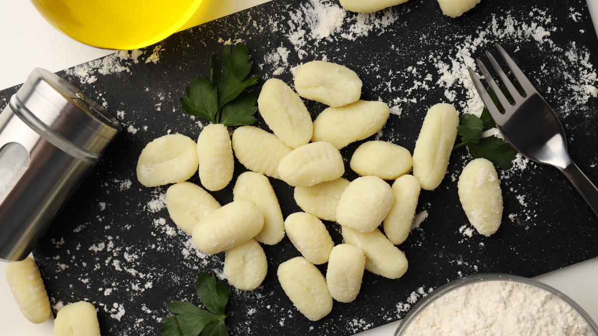 mancarea-perfecta-pentru-urmatoarea-ta-cina--gnocchi-din-cartofi--moi-si-deliciosi--reteta-fantastica--pas-cu-pas