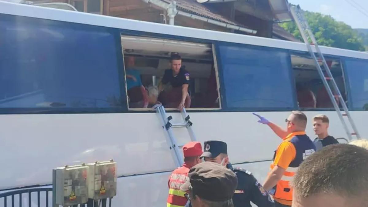 accident-autocar-turisti-polonezi-maramures