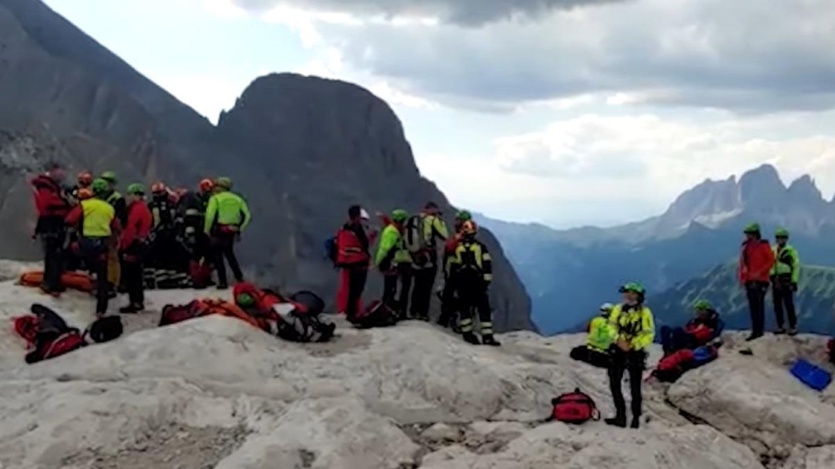 tragedie-in-italia--un-ghetar-s-a-prabusit-cel-putin-6-morti