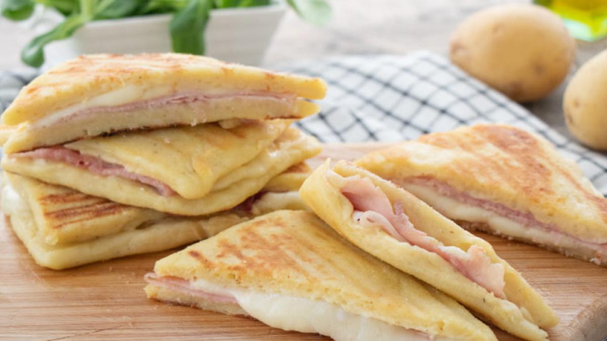 toast-cu-cartofi---asa-faci-cele-mai-bune-sandvisuri-pe-care-le-ai-mancat-vreodata