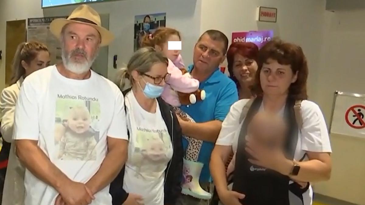 reactia-bunicilor-bebelusului-roman-repatriat-din-danemarca-a-simtit-toata-dragostea-noastra