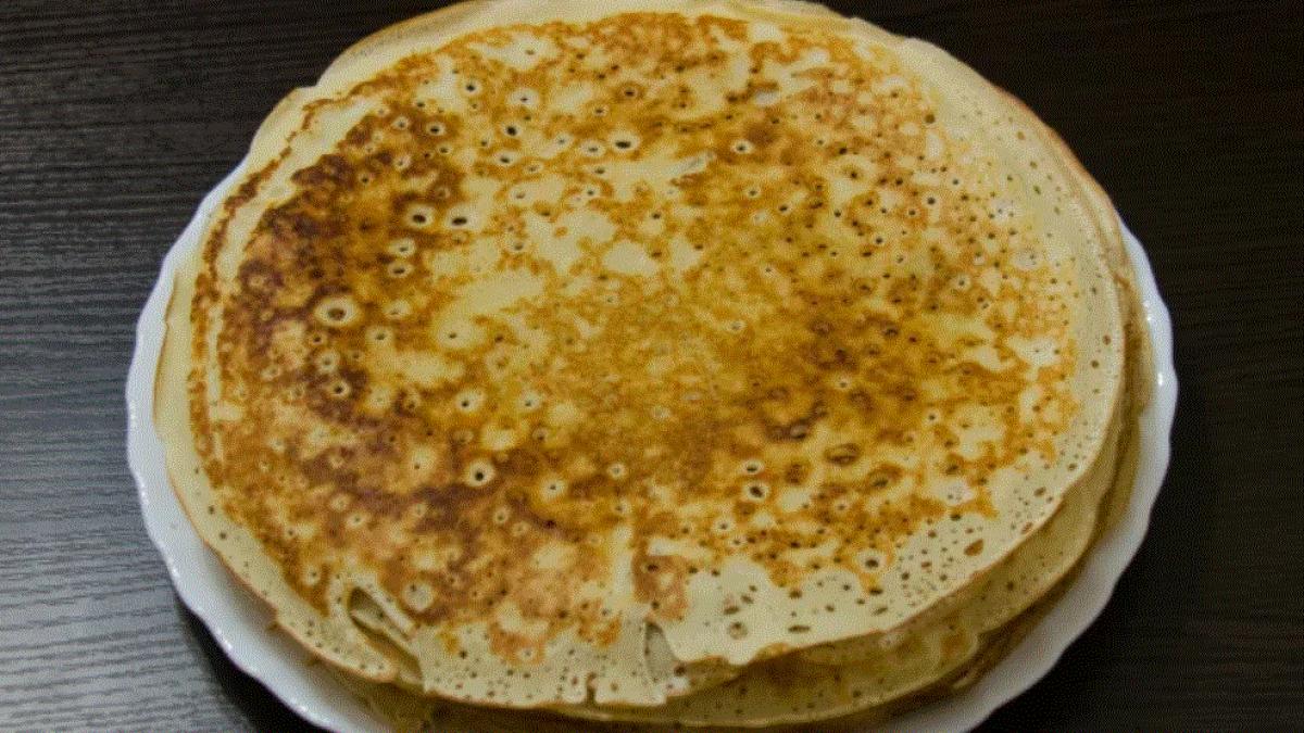 clatite-usoare-fara-unt-si-fara-lapte-sunt-perfecte-pentru-a-fi-consumate-la-micul-dejun