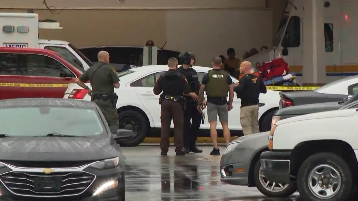 atac-armat-intr-un-centru-comercial-din-sua--mai-multe-persoane-au-murit