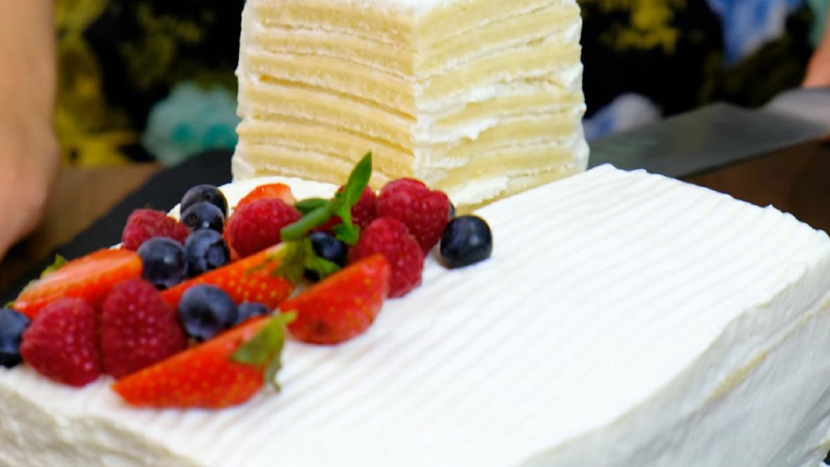 tort-fata-laptelui--un-deliciu-cremos-cu-gust-de-inghetata--prajitura-fina-usoara-si-rapid-de-preparat