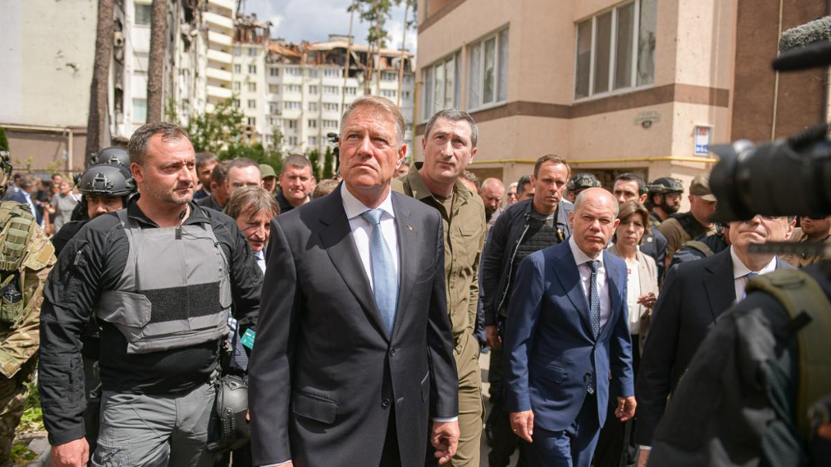 klaus-iohannis-vizita-irpin-ucraina
