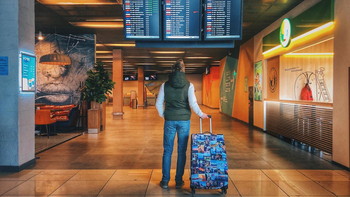 danila-hamsterman-ivf9nhiutga-unsplash