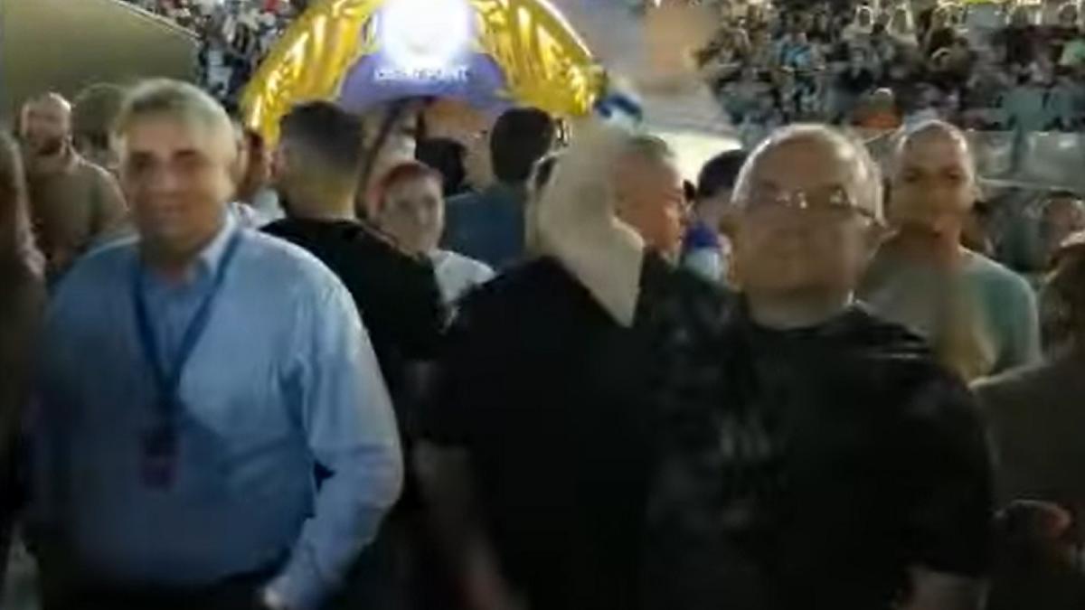 emil-boc-si-lucian-bode-s-au-distrat-la-untold--imaginile-au-devenit-virale---video