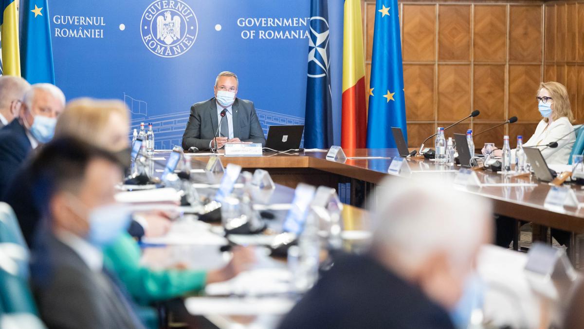 nicolae-ciuca-pregateste-o-remaniere--trei-ministri-vor-pleca-din-guvern-surse