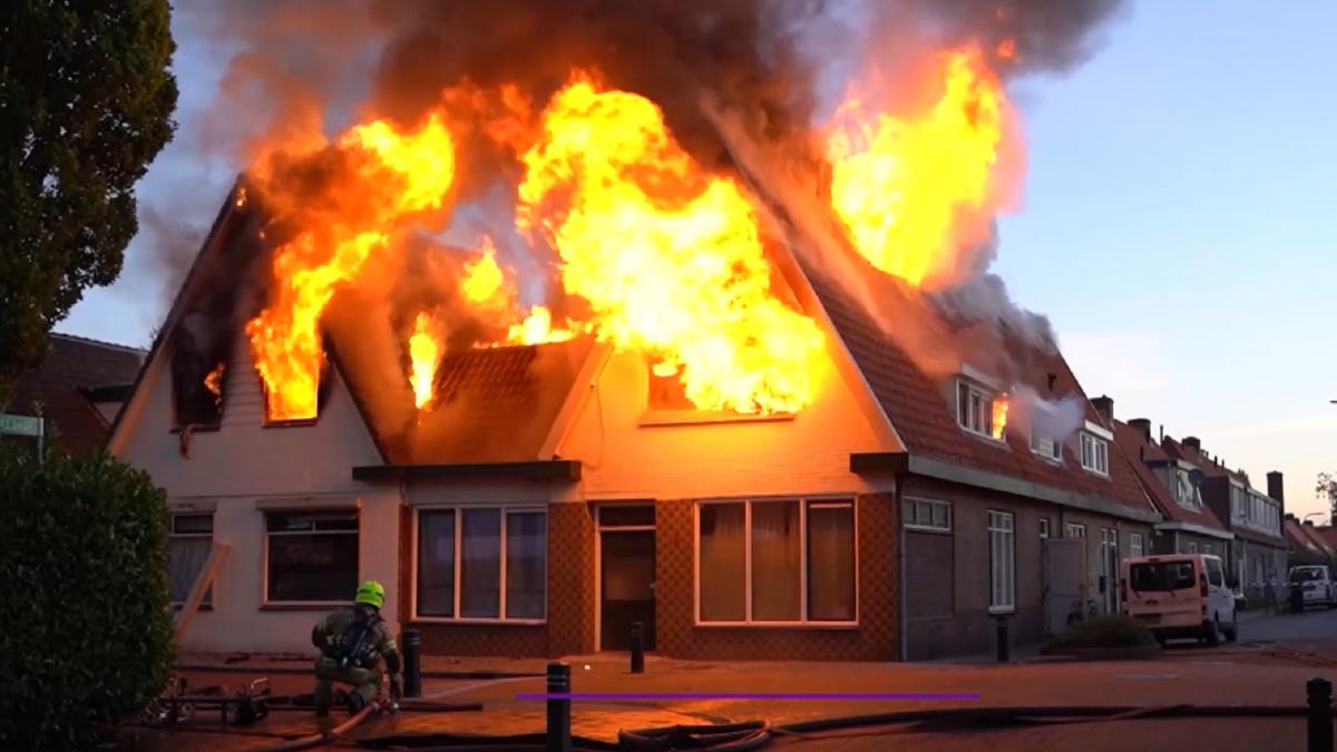 belgia--zeci-de-romani-au-ramas-pe-drumuri-dupa-ce-casele-in-care-locuiau-au-luat-foc-cauza-probabila--de-la-un-gratar---foto-1