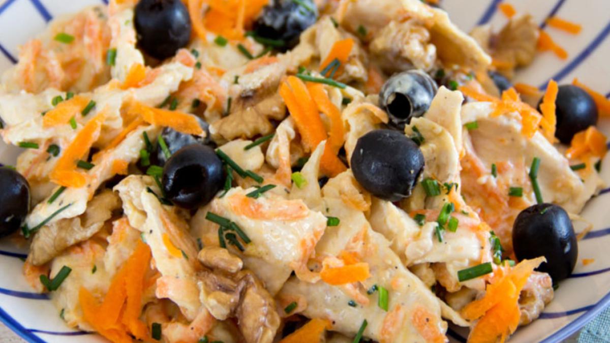 salata-din-piept-de-pui-cu-iaurt