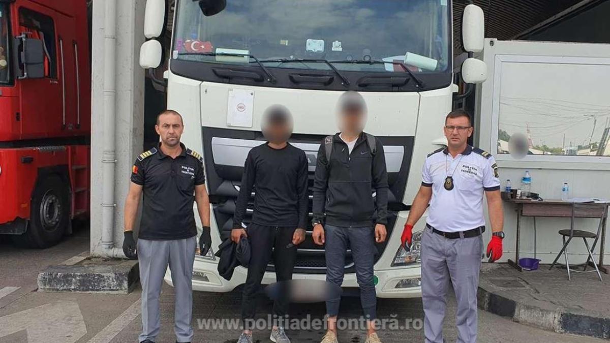 autocamion--oprit-in-vama-giurgiu--surpriza-politistilor-cand-au-deschis-compartimentul-de-marfa