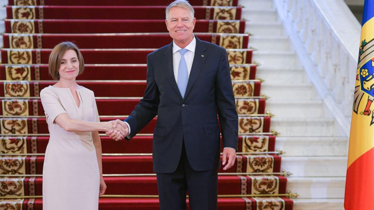 iohannis--mesaj-la-31-de-ani-de-la-proclamarea-independentei-r--moldova---romania-va-continua-sa-fie-cel-mai-important-sustinator