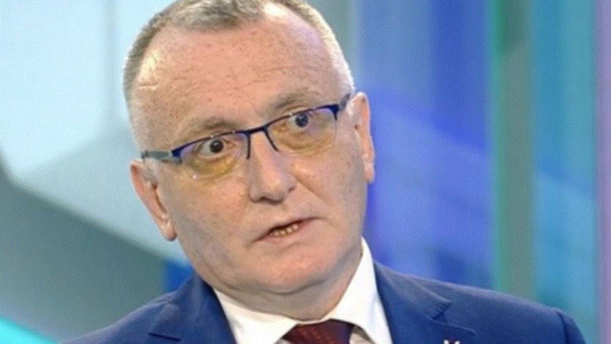 anuntul-ministrului-cimpeanu---admitere-la-liceu-fara-examen-pentru-olimpici-si-posibilitatea-de-a-promova-doi-ani-de-liceu-intr-un-singur-an