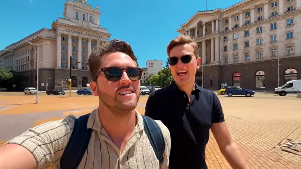 doi-tineri-suedezi--impresionati-dupa-au-vizitat-romania-parca-ai-fi-in-germania-sau-elvetia