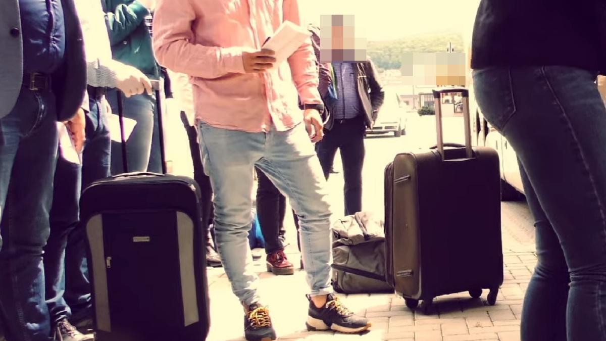 teste-false-covid-de-la-50-la-100-de-euro-la-frontiera-spania---franta--zeci-de-romani-au-incercat-sa-treaca-granita-cu-ele