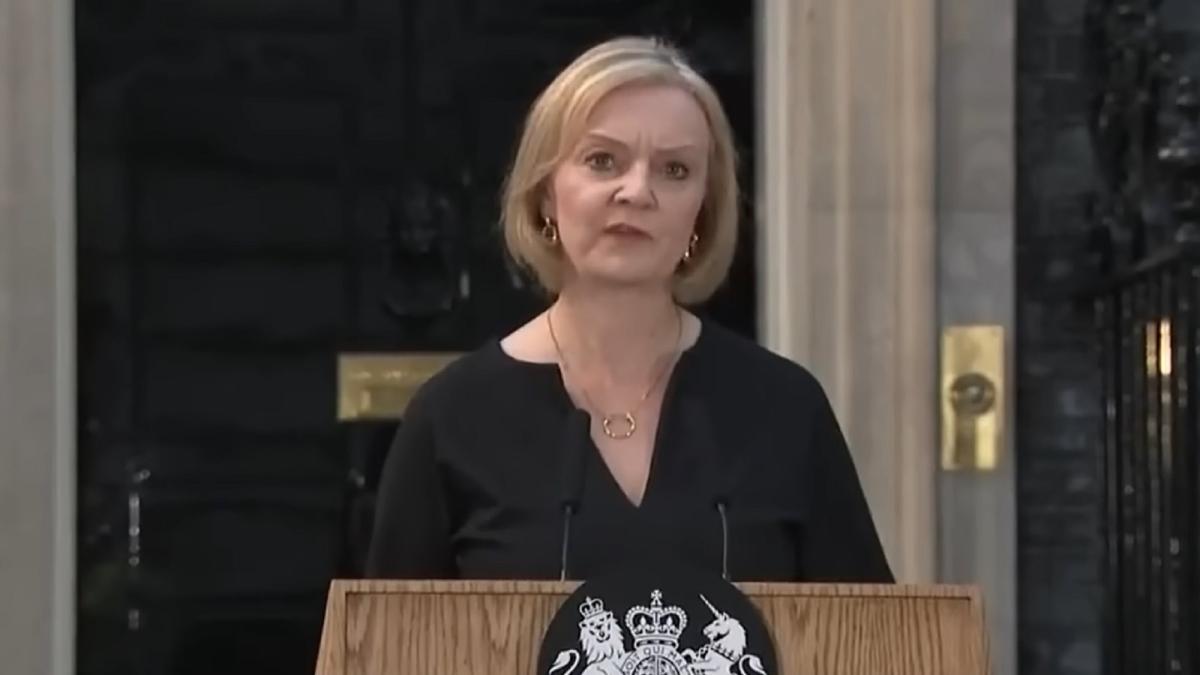 liz-truss--noul-premier-al-marii-britanii--in-parlament-regina-elisabeta-a-ii-a-a-fost-unul-dintre-cei-mai-mari-lideri-ai-lumii