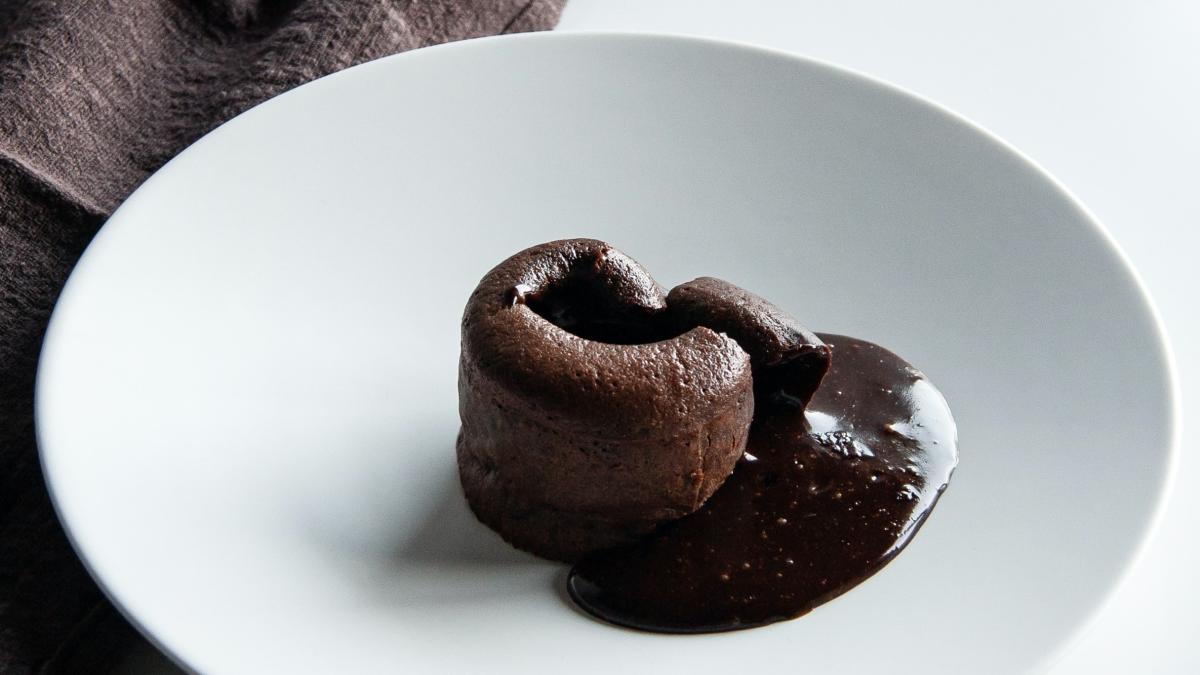 luna-hu-rtjjyytr6y8-unsplash