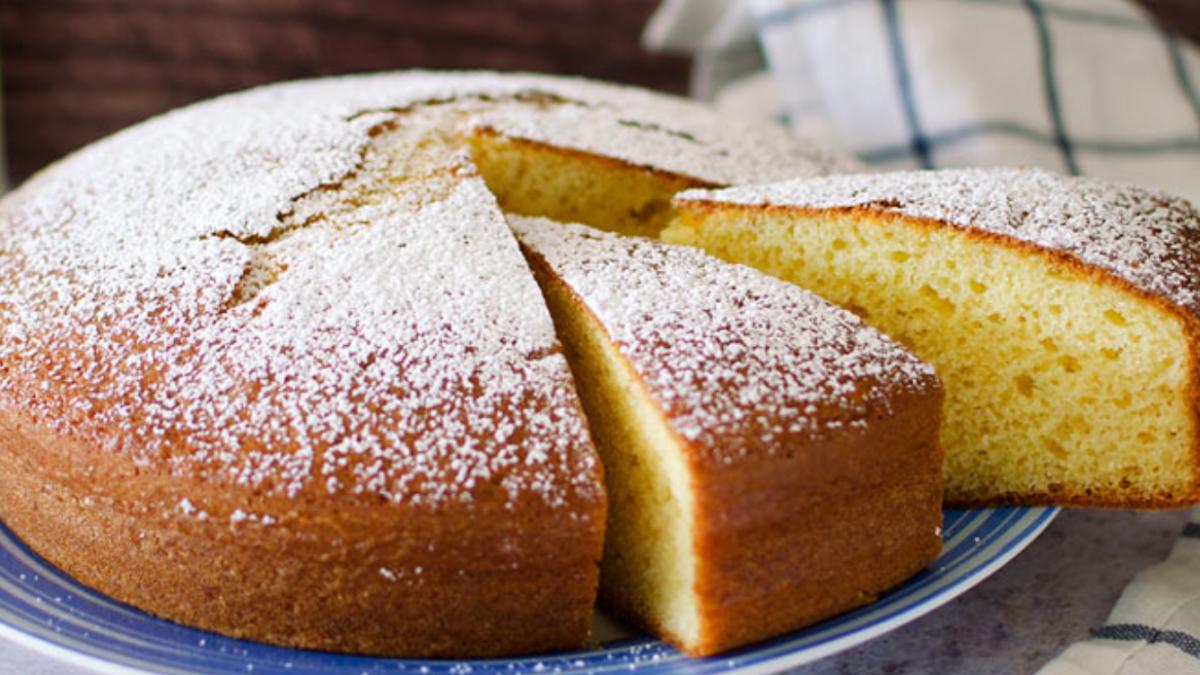 prajitura-cu-iaurt-grecesc