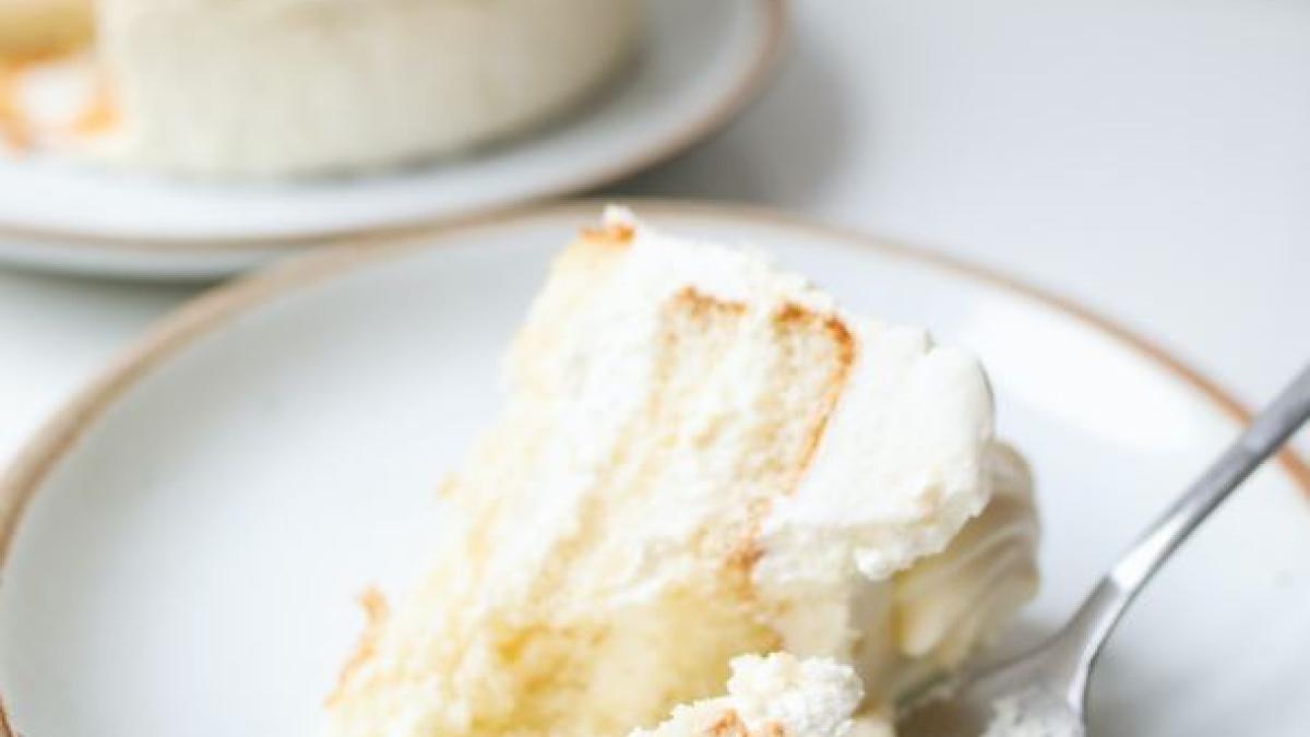 prajitura-moale-cu-nuca-de-cocos--fara-faina-si-fara-unt--este-mai-gustoasa-ca-cea-din-cofetarii