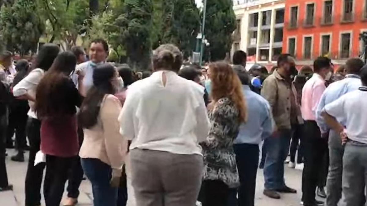 cutremur-cu-magnitudinea-7-6--in-mexic--oamenii-au-iesit-pe-strazi--exista-risc-de-tsunami