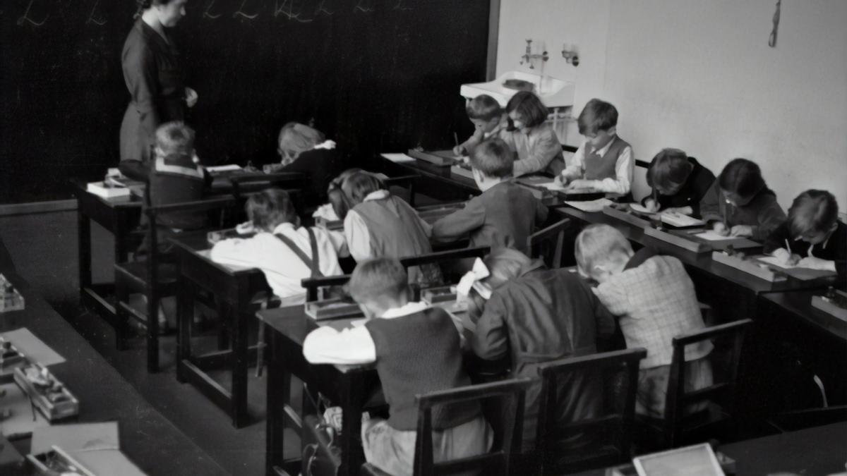 austrian-national-library-gxb6pbi4jzg-unsplash