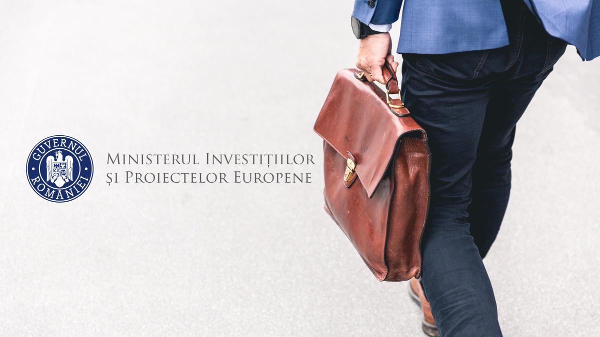 marten-bjork-6dw3xyqvcye-unsplash