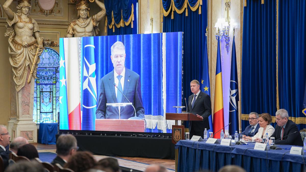 klaus-iohannis-la-evenimentul-dna