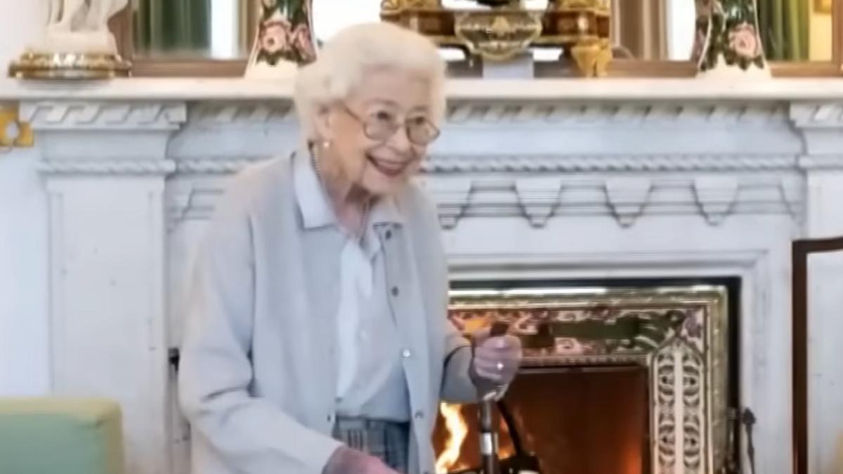 regina-elisabeta--sub-supravegherea--medicii--ingrijorati-de-starea-ei-de-sanatate