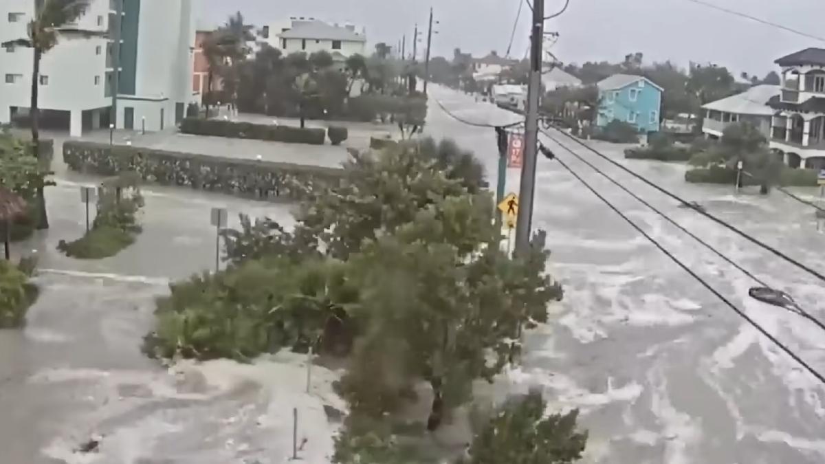 roman--prins-in-mijlocul-urgiei-provocate-de-uraganul-ian-parca-ar-fi-explodat-o-bomba