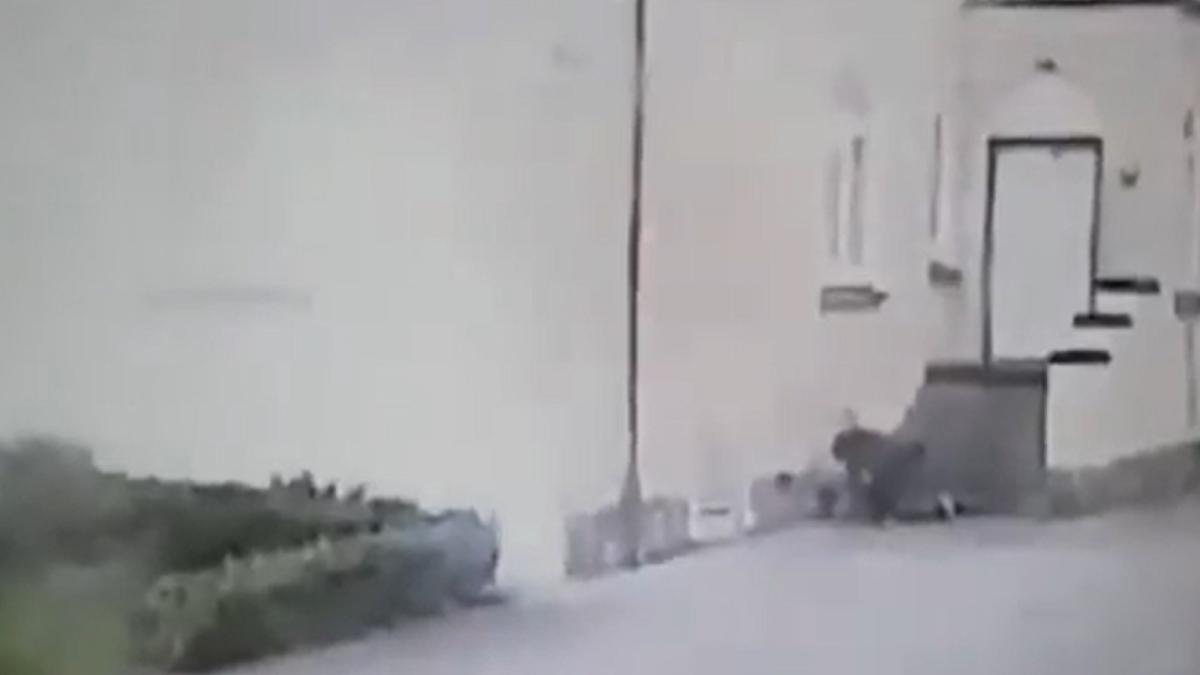 un-barbat-inarmat-a-provocat-teroare-si-pagube-in-danemarca