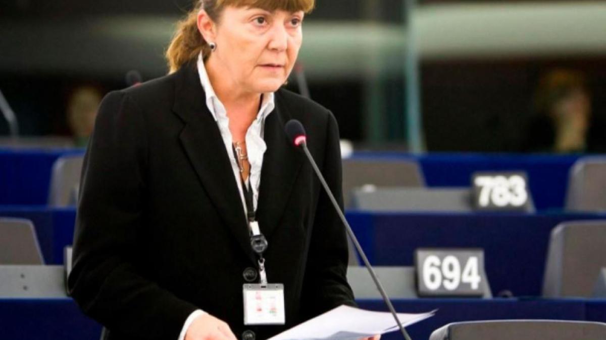 monica-macovei--implicata-intr-un-accident-rutier--un-motociclist-este-in-stare-grava