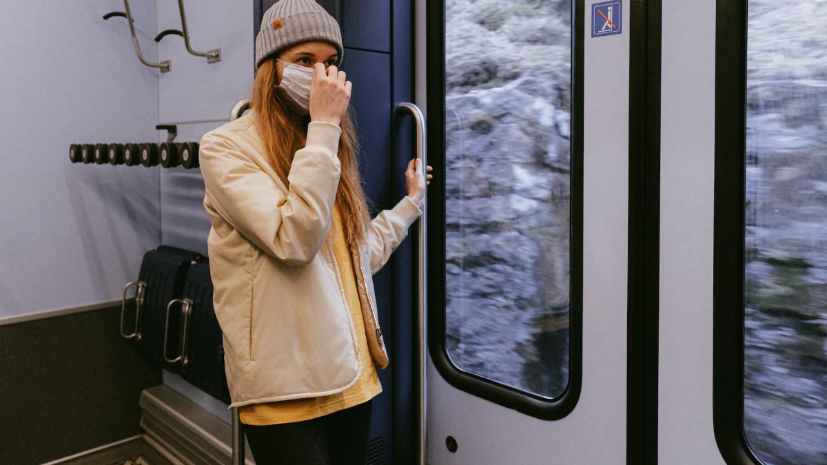 masca-tren-germania-noi-reguli-si-restrictii