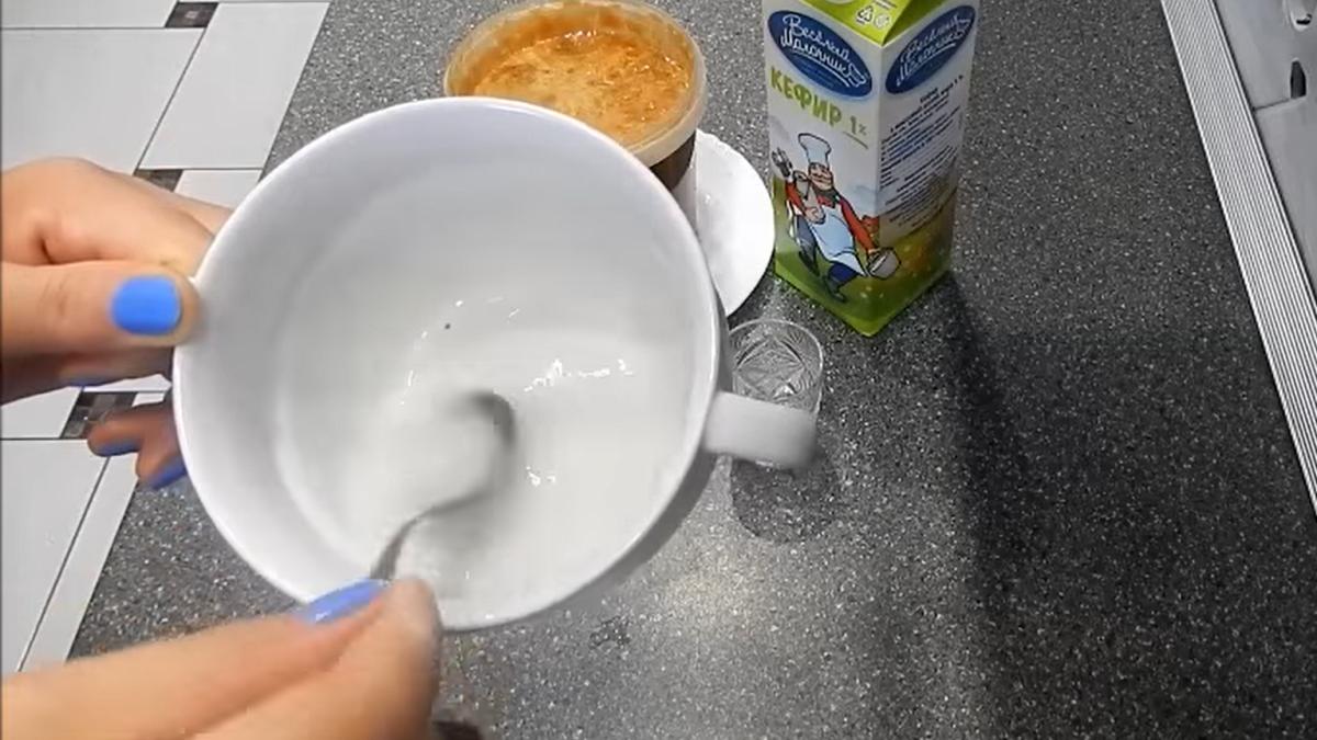 amidonul--ingredientul-secret-al-bunicii-care-rezolva-problemele-casnice-de-zi-cu-zi-amesteca-l-cu-lapte-si-ai-un-super-detergent