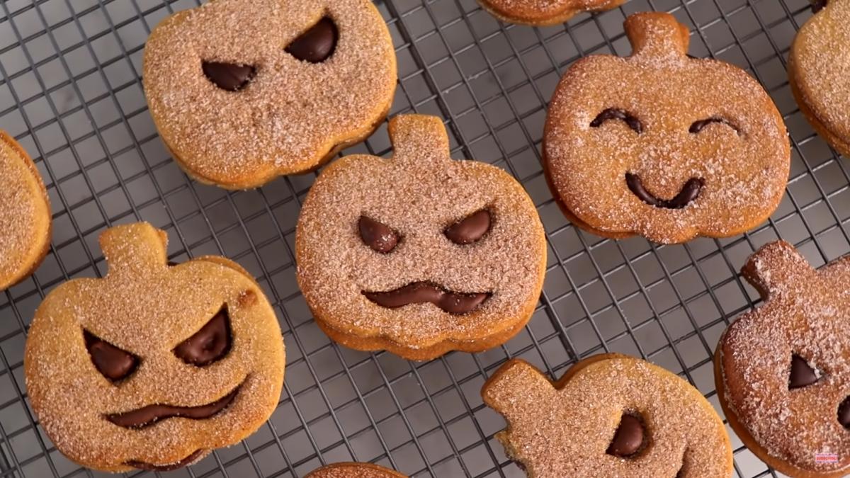 fursecuri-halloweeen