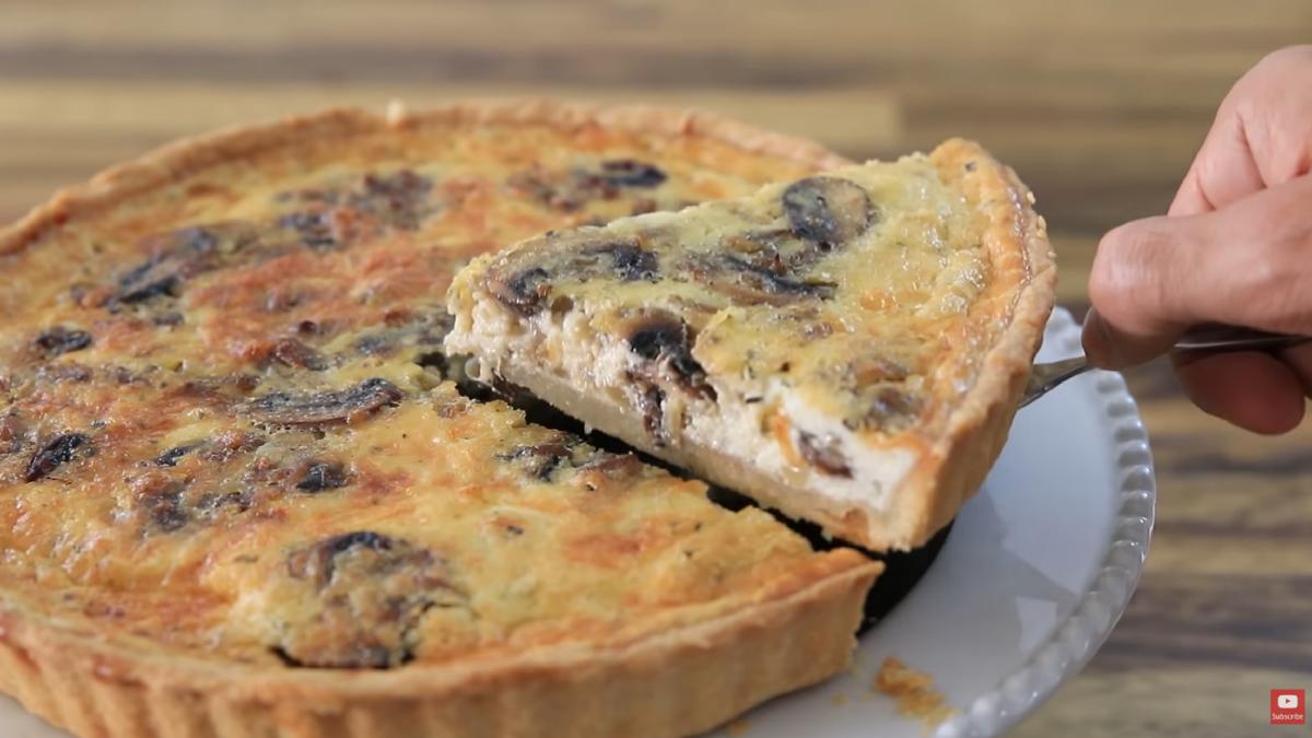 placinta-cu-ciuperci