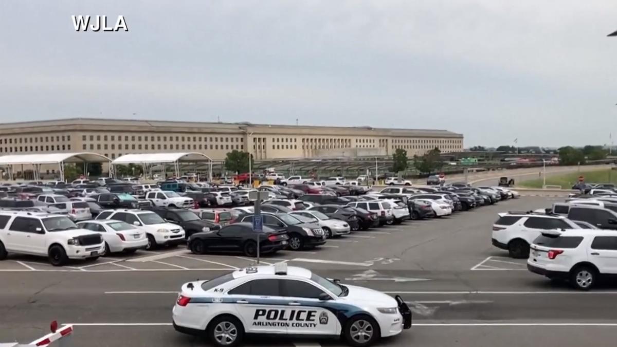 politie-sua-atac-armat-pentagon