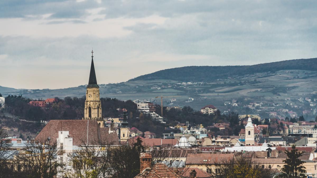 sorin-gheorghita-eawvd8tupm8-unsplash