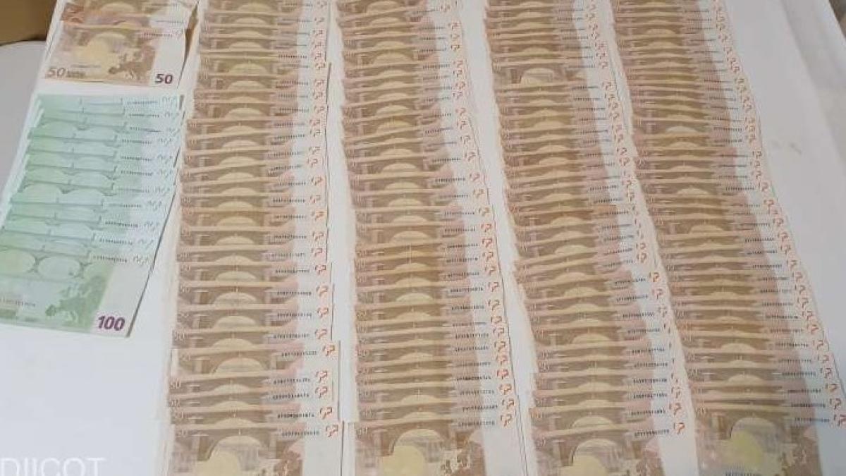 interlopi-bani-camata