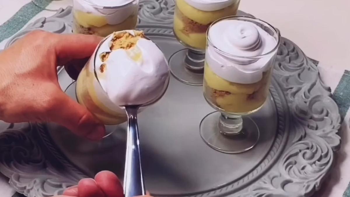 placinta-cu-lamaie-la-pahar--fara-cuptor--n-ai-mai-mancat-asa-bunatate--reteta-pas-cu-pas-si-trucuri-ca-sa-iti-iasa-perfecta