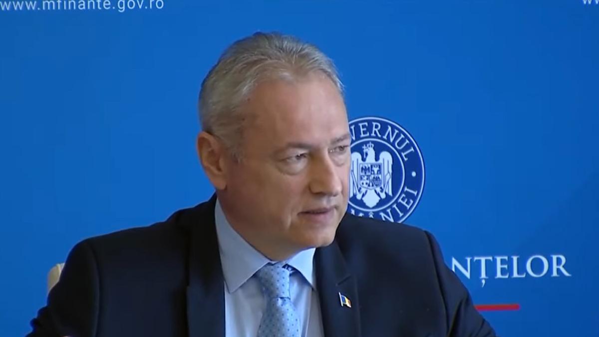 seful-anaf--despre-inspectorii-care-au-amendat-taranii-ce-vand-mere-in-fata-casei-sunt-nemernici--mi-e-rusine