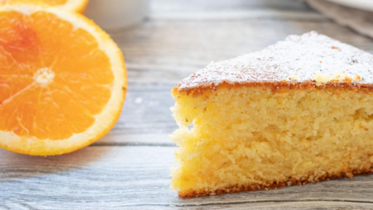 prajitura-pufoasa-cu-iaurt-si-portocale---un-desert-light-pe-care-l-poate-face-oricine