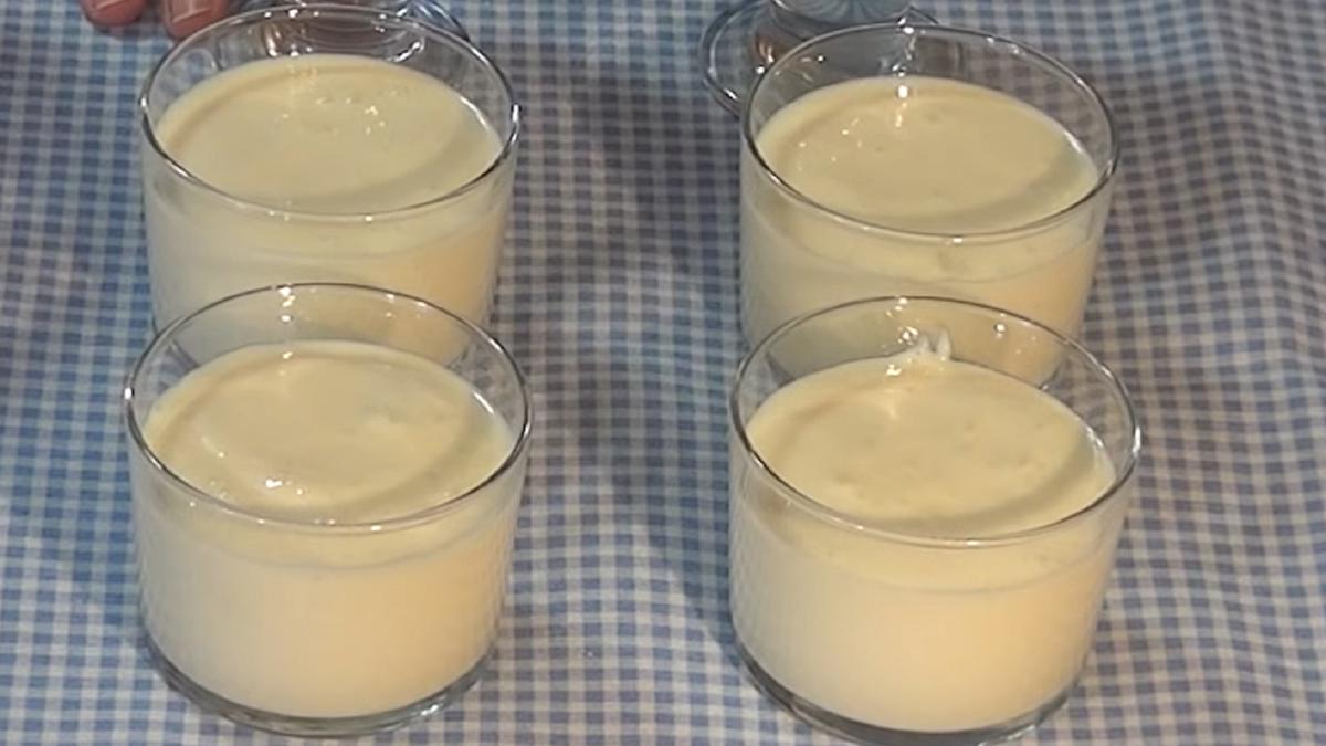 mousse-de-lamaie--un-desert-demential-fara-coacere--cu-putine-calorii--se-topeste-in-gura